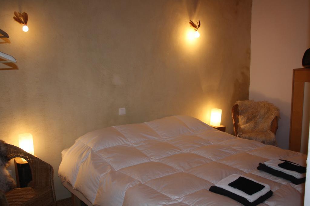 Hotel Mas La Donzelenche Vialas Zimmer foto